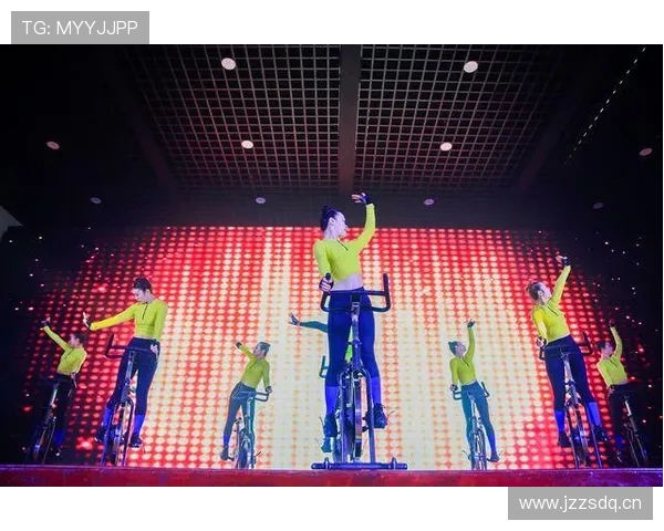 滑冰比赛精彩纷呈 选手突破极限展现出色实力引爆全场热情 滑冰比赛精彩纷呈 选手突破极限展现出色实力引爆全场热情